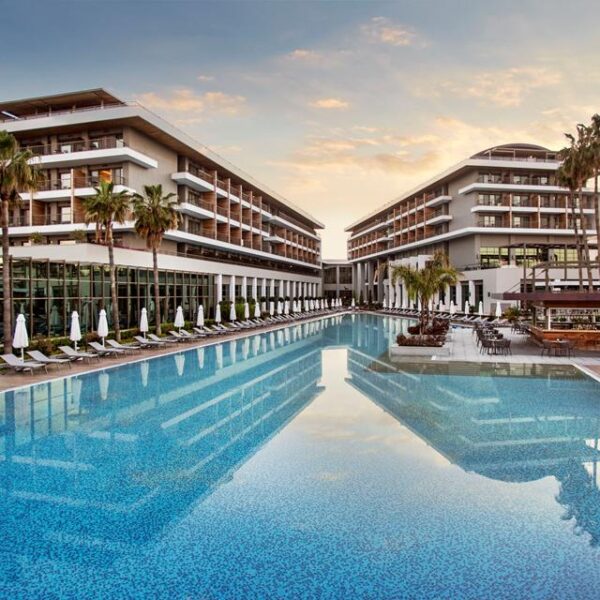 Hotel Acanthus Cennet Barut Collection